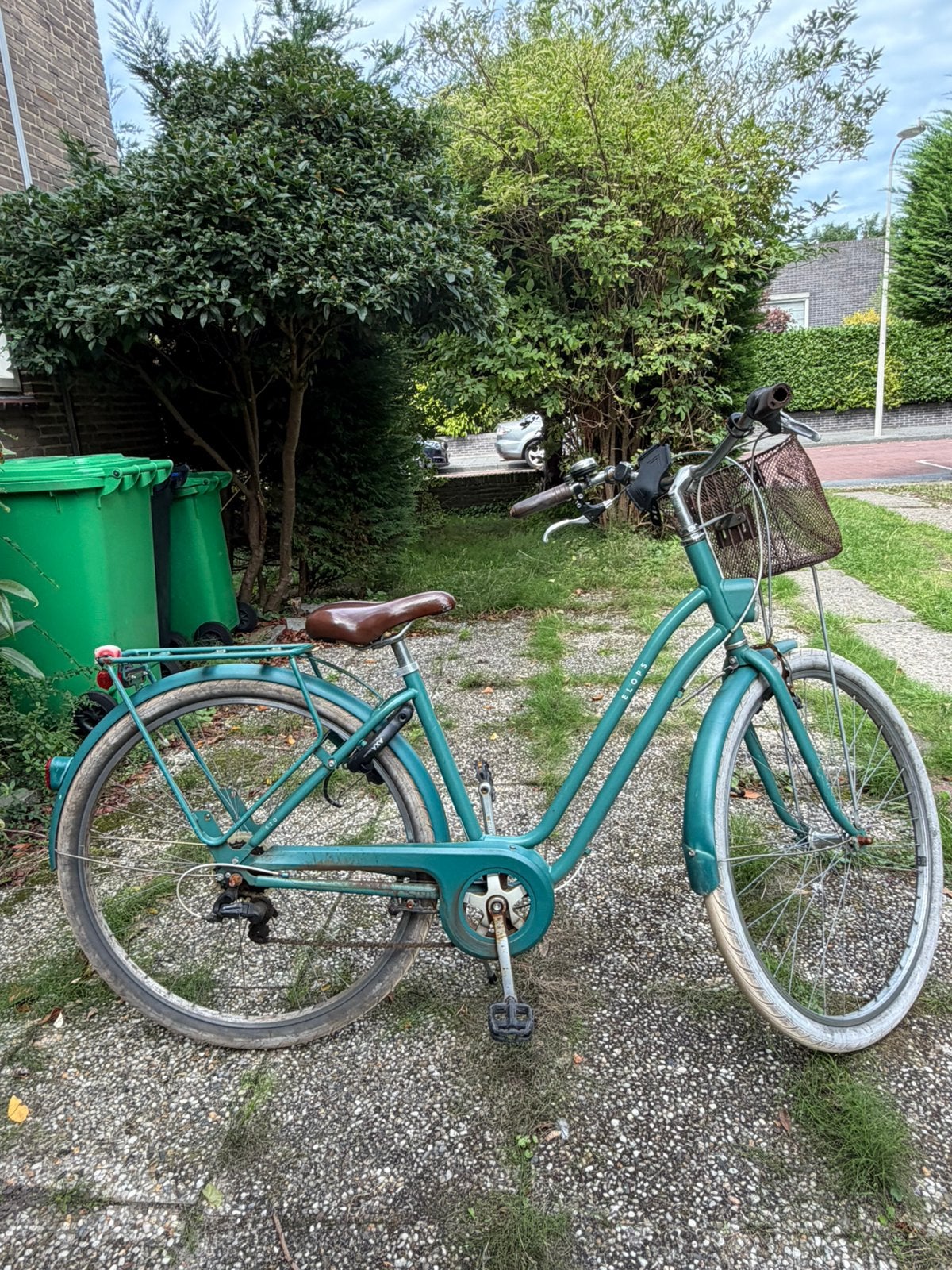 B’Twin Elops 520, 6 versnellingen, maat S/M (1,55–1,75 m), Gebruikt, Velgrem, Mandje, 0 zitjes