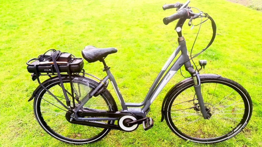 Nette goede unisex damesfiets E-bike Amslod Wellington 52cm, Versnellingen, Zo goed als nieuw, 50 tot 53 cm, Trommelrem