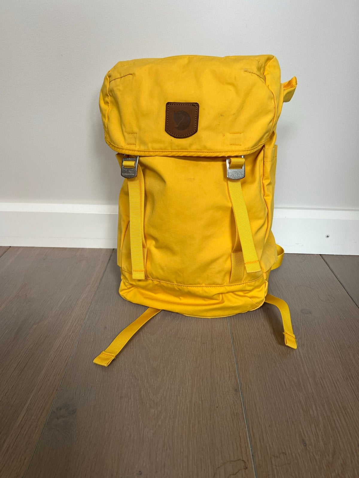 Fjällräven Greenland Top Rugzak - Geel, Overige merken, Gebruikt, 25 tot 40 cm, Ophalen of Verzenden