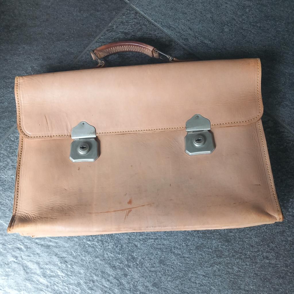 Leren boeken/schooltas, Ophalen, Gebruikt, Bruin, Aktetas of Boekentas
