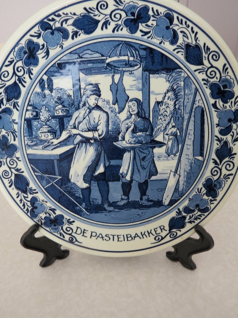 Sier bord "De Pasteibakker", Ophalen