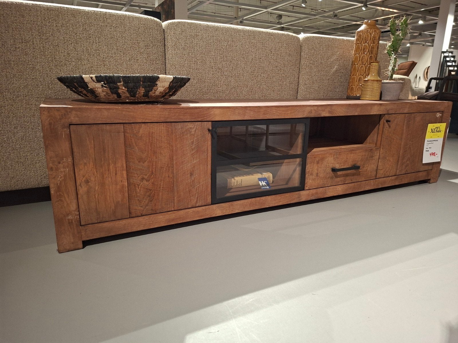 Showroommodel Tv-dressoir Bruut teakhout, Ophalen, Teakhout, Nieuw, 200 cm of meer