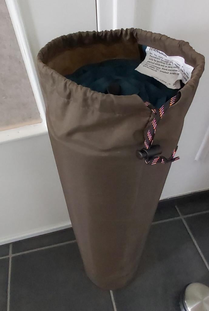 THERM-A-REST zelfopblaasbaar matje 1 persoons, Ophalen, Zo goed als nieuw, 1-persoons