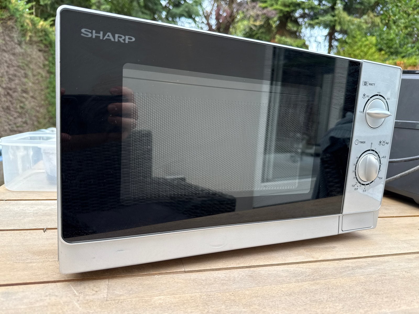Sharp Magnetron - Compact (groot bord past) 800watt, Ophalen, Gebruikt, Minder dan 45 cm, Magnetron