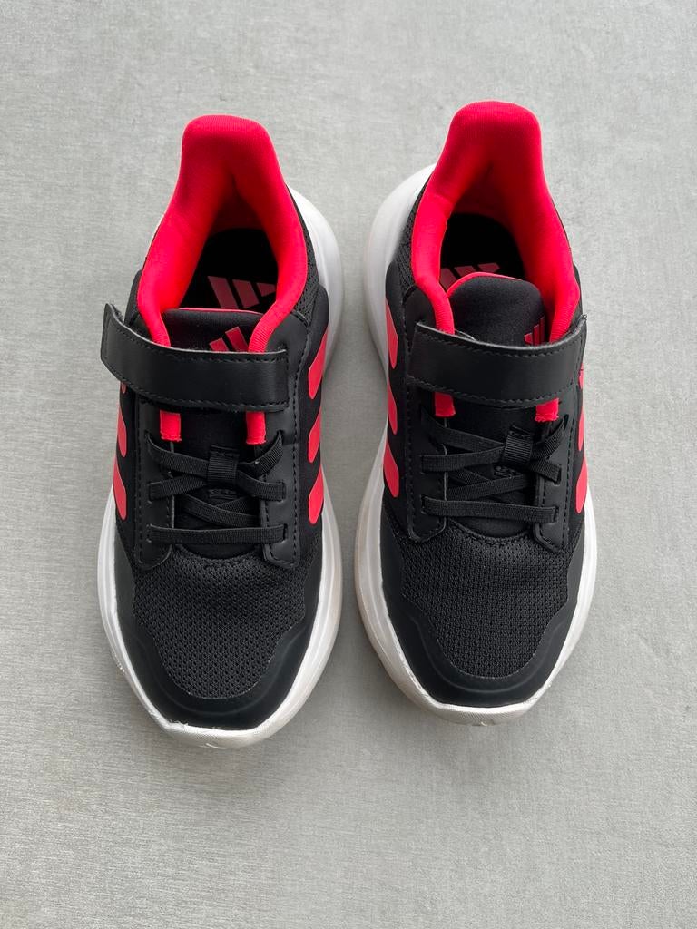 Adidas performance sneakers maat 33, Ophalen, Schoenen, Zo goed als nieuw, Jongen