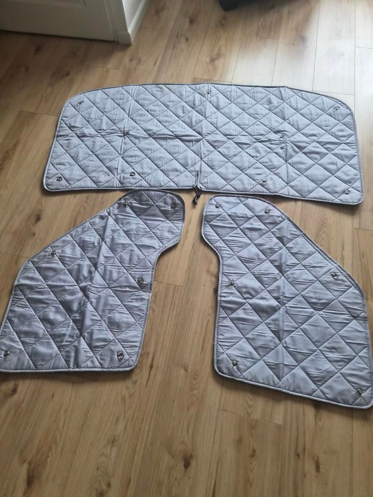 Fiat Ducato Cabine raam verduistering isolatie set, Caravans en Kamperen, Camper-accessoires, Ophalen of Verzenden, Zo goed als nieuw
