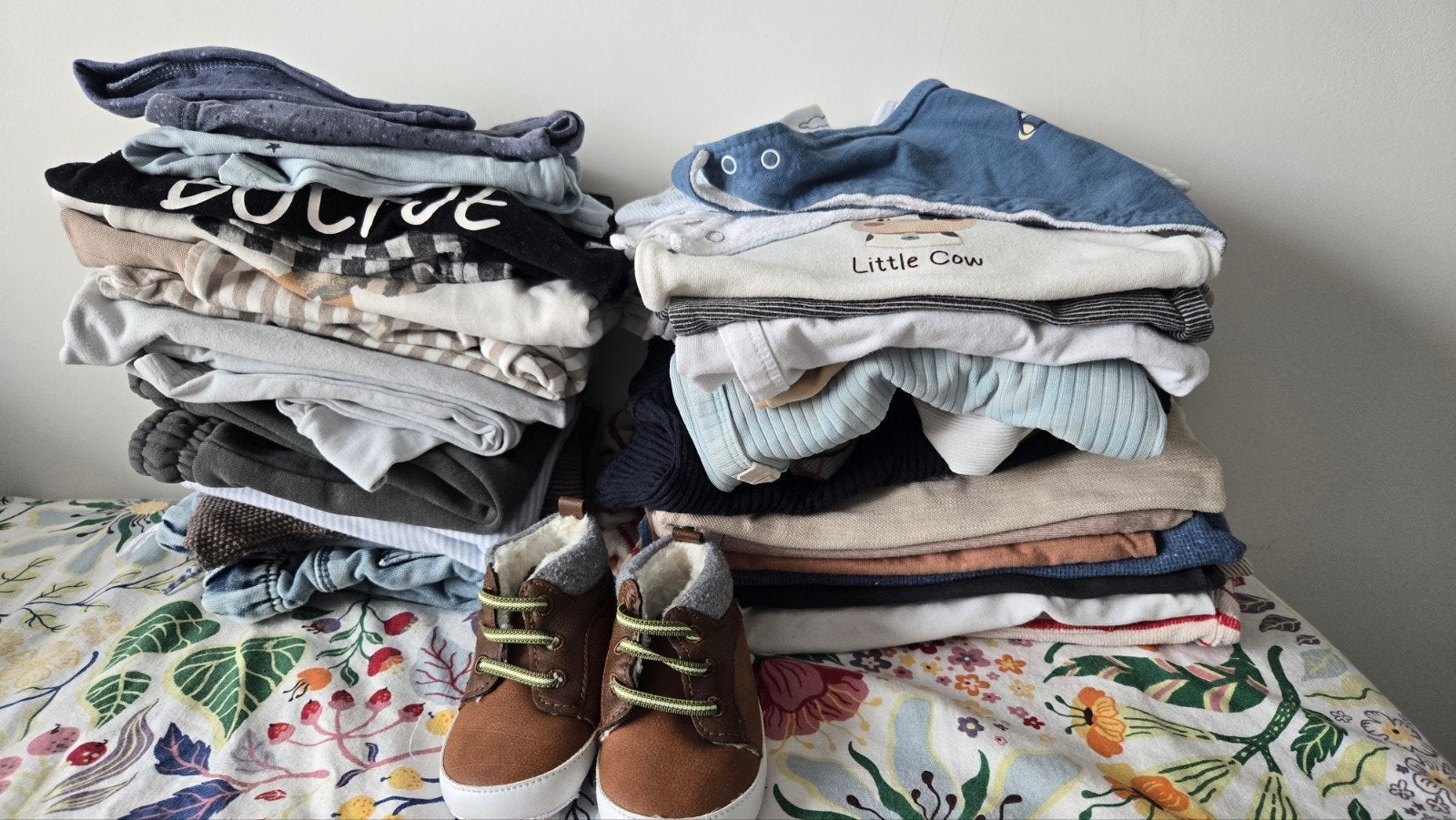 36 stukjes babykleding maat 68 jongetje pakket, Ophalen of Verzenden, Gebruikt, Diverse, Jongetje of Meisje