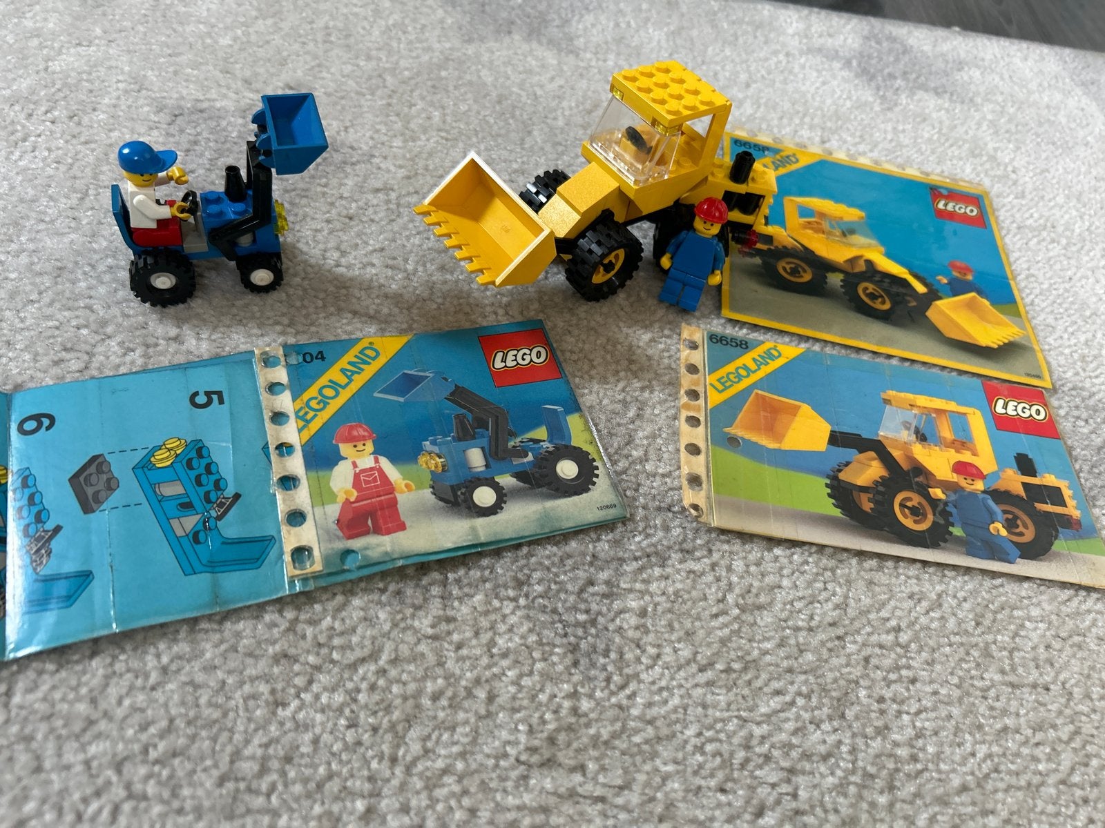 Vintage LEGO Legoland Sets: 6658 Tractor en 6604 Graafmachin, Gebruikt, Lego, Ophalen of Verzenden, Compleet