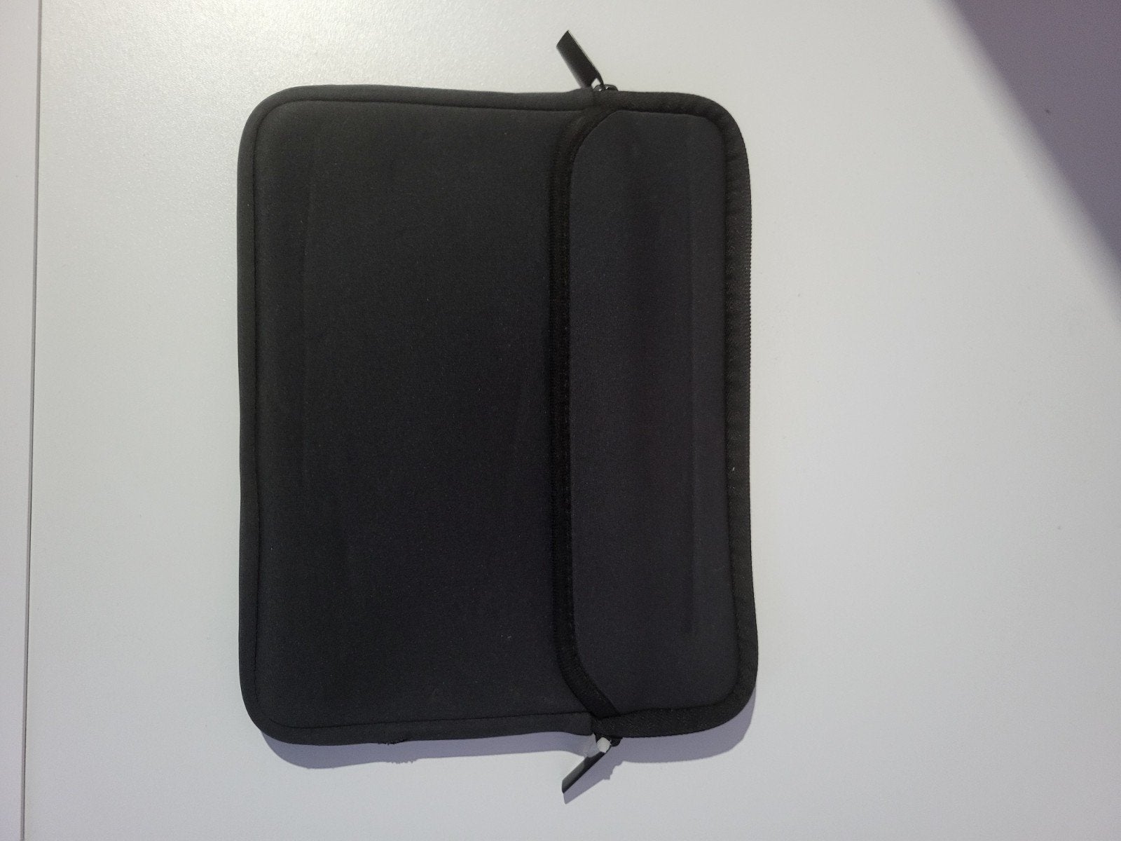 Zwarte laptophoes voor 13 inch laptops, Computers en Software, Laptophoezen, Ophalen of Verzenden, 13 inch, Gebruikt