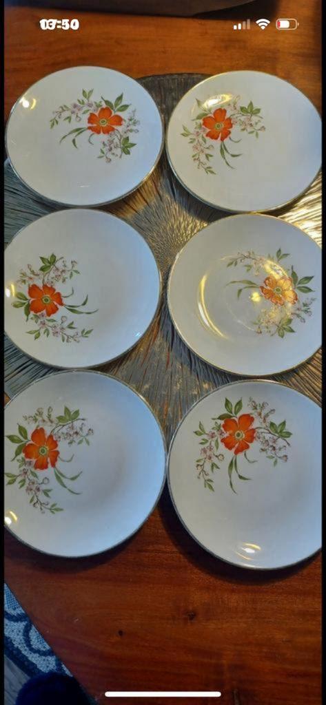 Set van 6 porseleinen Royal gebaksbordjes met bloemmotief, Ophalen of Verzenden