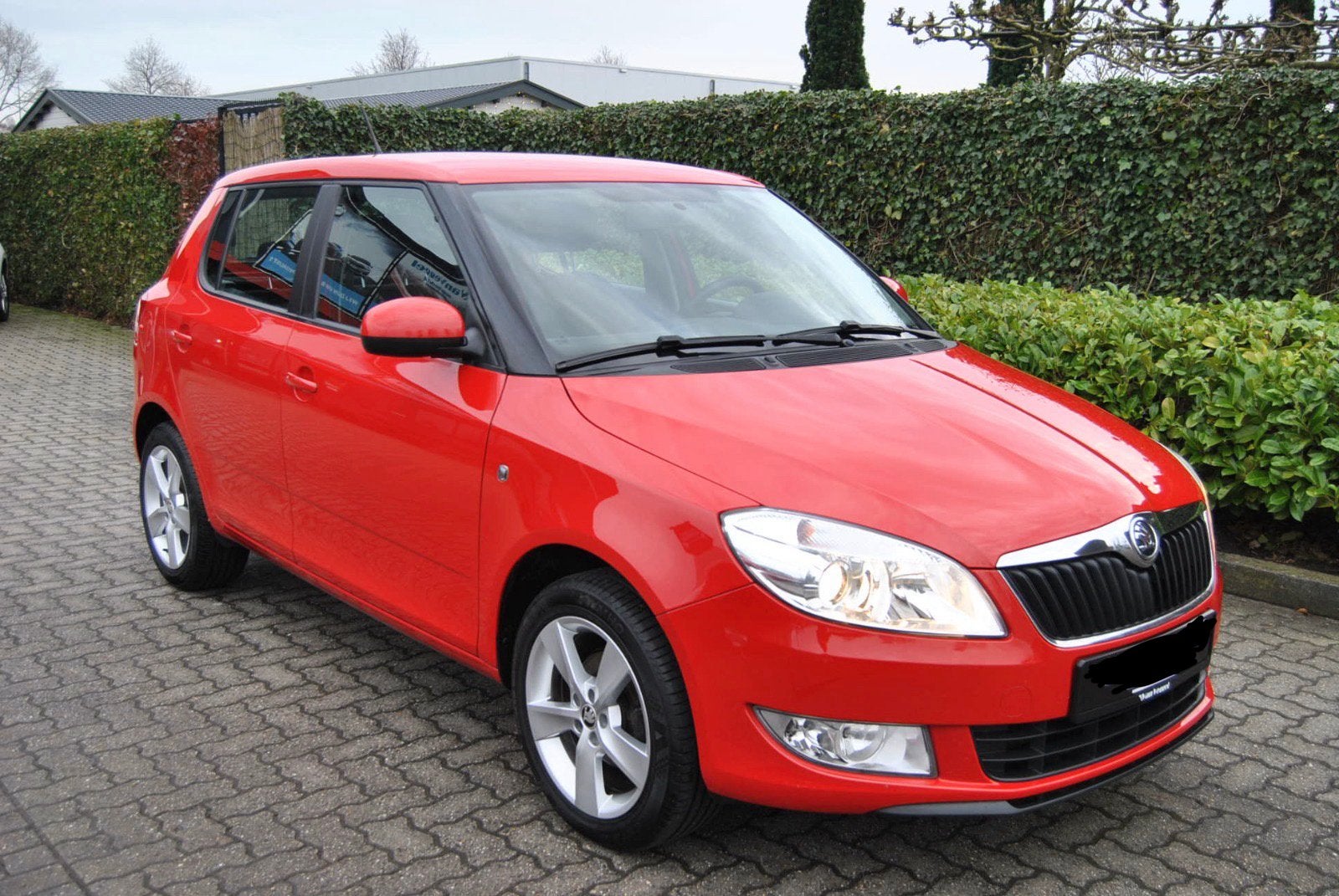 Škoda Fabia 1.2 | Distributieketting nieuw | APK 2027, Auto's, Voorwielaandrijving, 40 €/maand, Zwart, 540 kg