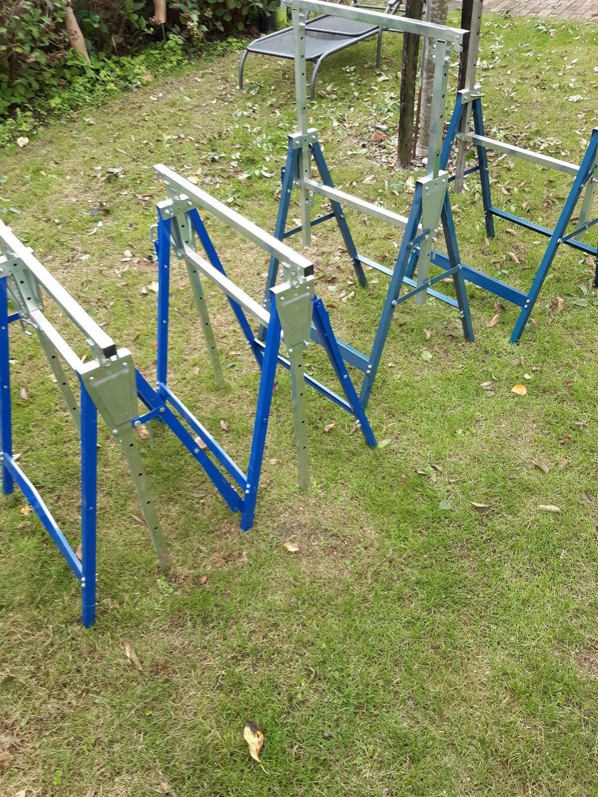 Te huur verstelbare schragen -  4 stuks, Doe-het-zelf en Verbouw, Ophalen