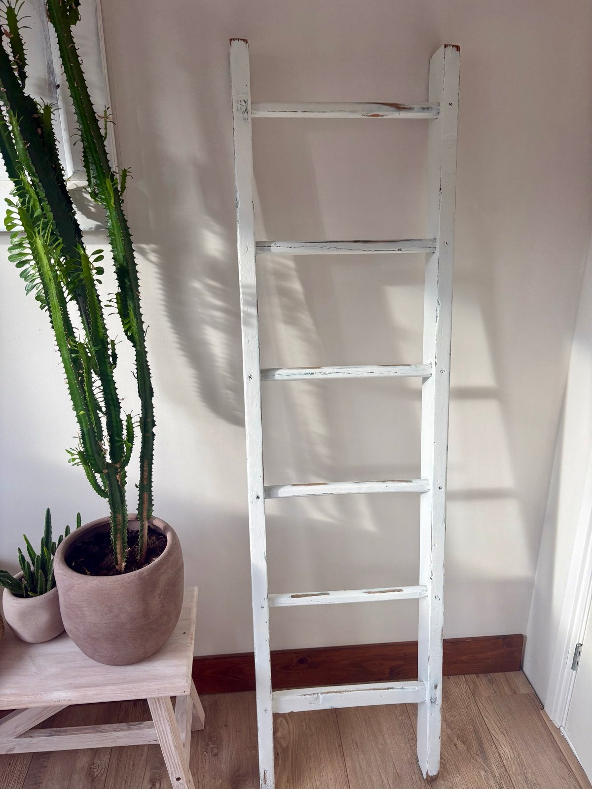 Decoratieve houten ladder - wit geverfd