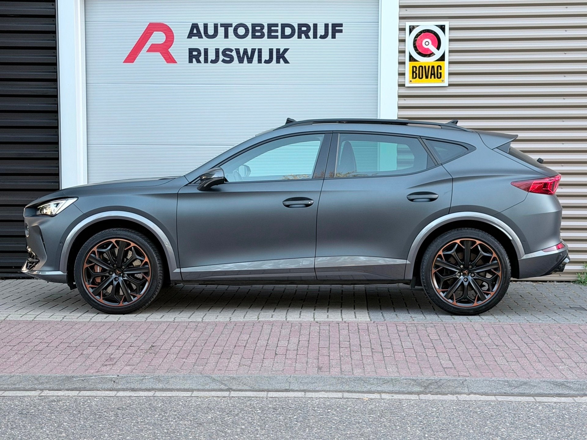 Cupra FORMENTOR 2.0 TSI 4DRIVE Pano/Beats/Kuipstoelen, 12 maanden, Euro 6, 4 cilinders, Vierwielaandrijving