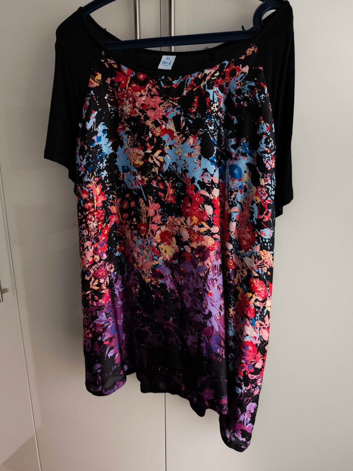 mooie dames shirts, Kleding | Dames, Ophalen, Gedragen, Shirt of Top
