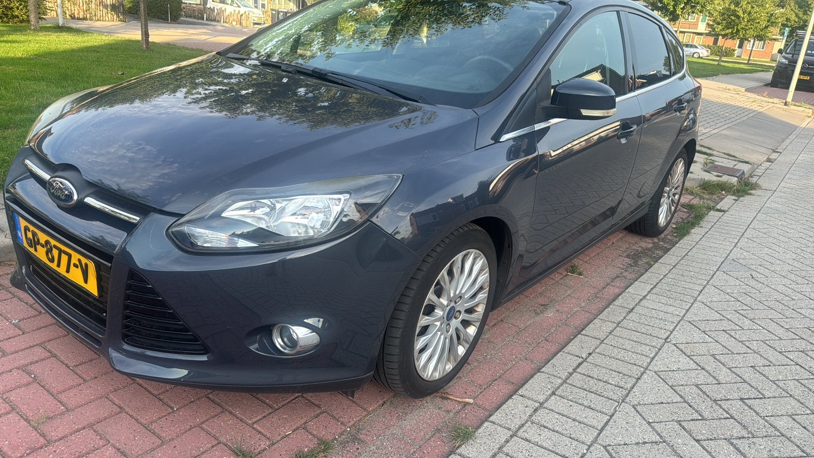Ford Focus 1.6 “MOTORSCHADE “ 110KW, Auto's, 1596 cc, Zwart, 4 cilinders, 665 kg