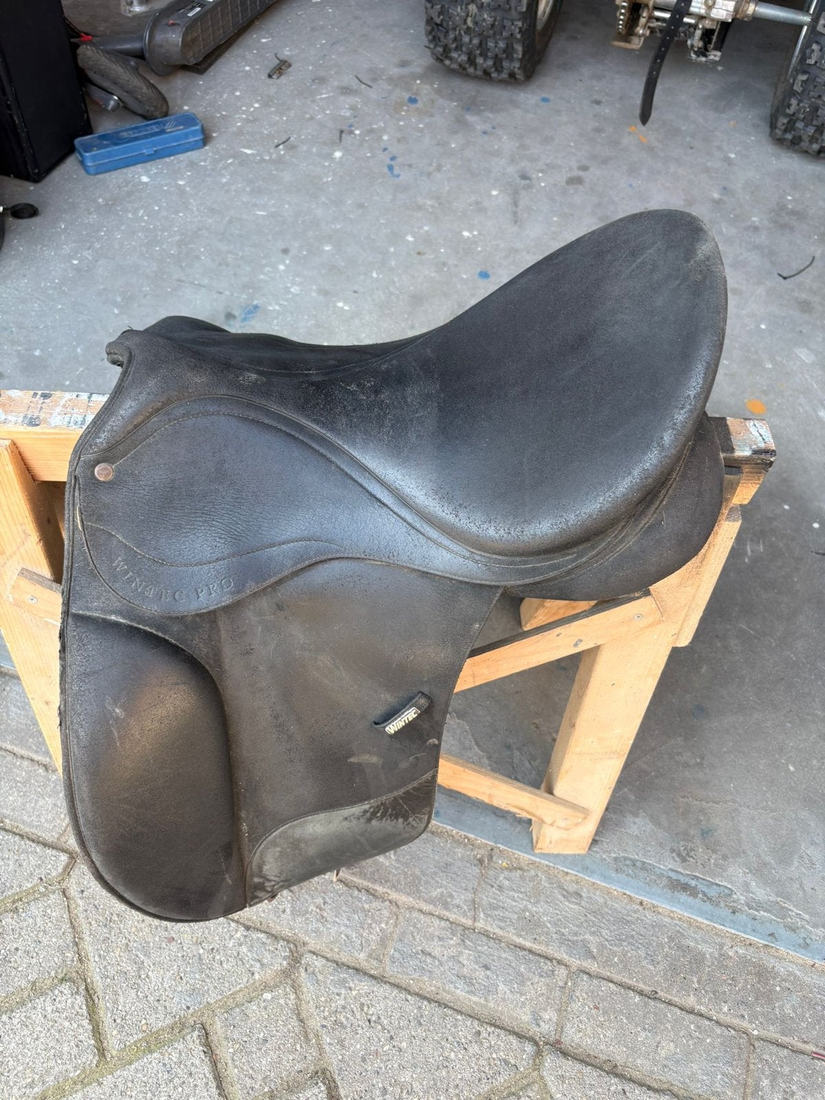 Wintec pro zadel dressuur 17.5 inch, Dieren en Toebehoren, Ophalen of Verzenden, Gebruikt, Dressuur