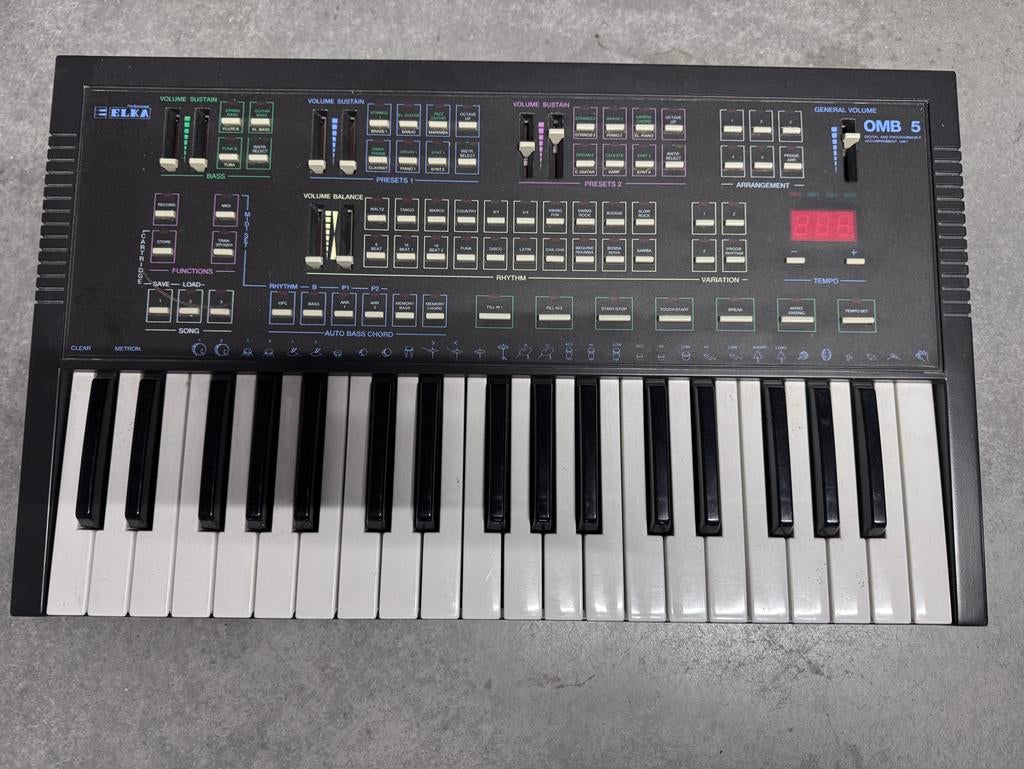 Elka OMB 5 Italo Disco Arranger Synth Drum Machine, Muziek en Instrumenten, Gebruikt, Midi-aansluiting, Overige aantallen, Ophalen