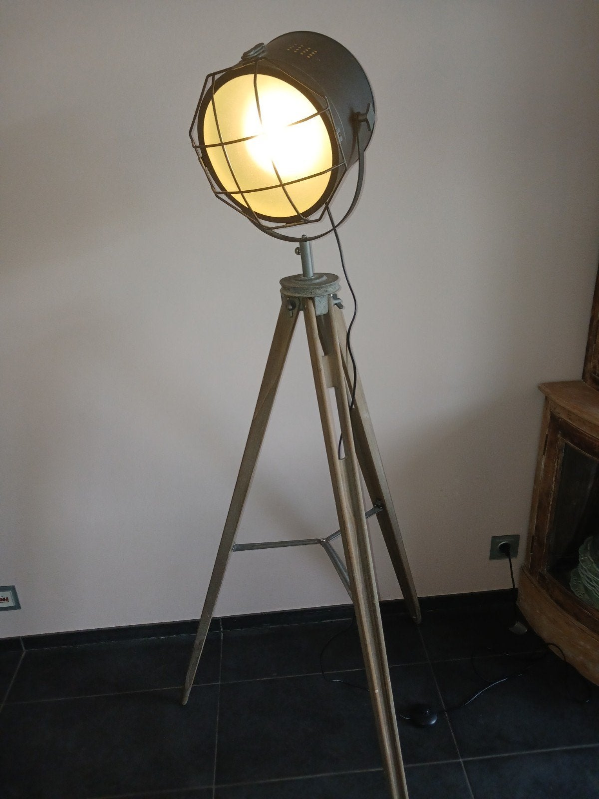 Industriële Vloerlamp op Statief - Vintage Stijl, Gebruikt, Industrieel, Vintage, 150 tot 200 cm, Hout