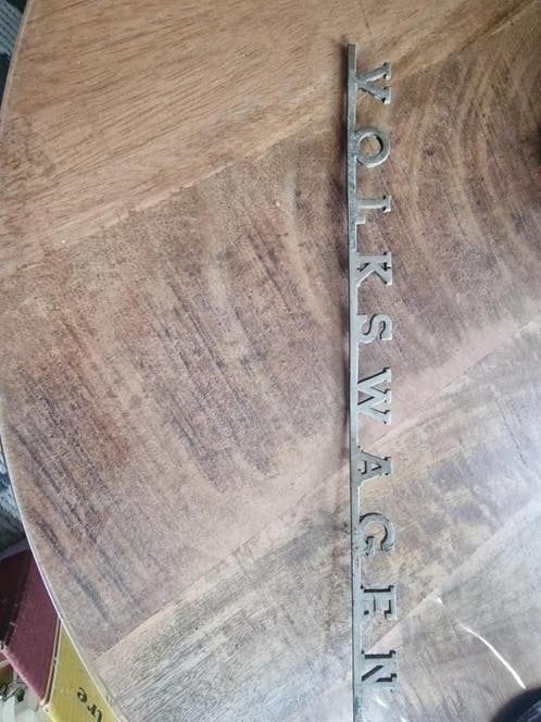 Volkswagen Logo Embleem - Vintage Stijl, Verzamelen, Ophalen of Verzenden, Gebruikt, Gebruiksvoorwerp