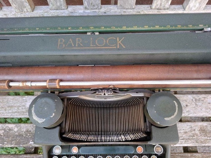 Oude goedwerkende typemachine uit 1951 Bar Lock, Diversen, Typemachines, Ophalen