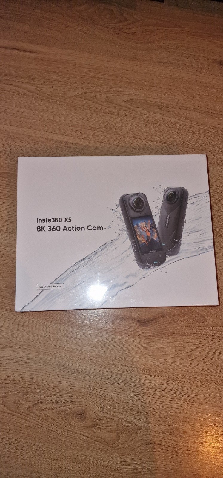 Nieuw: Insta360 X5 8K 360 Action Cam - Essentials Bundle, Ophalen of Verzenden, Nieuw, Overige merken