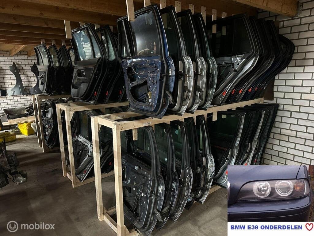 BMW E39 onderdelen  voorschermen diverse kleuren., Gebruikt, Deur, BMW, BMW