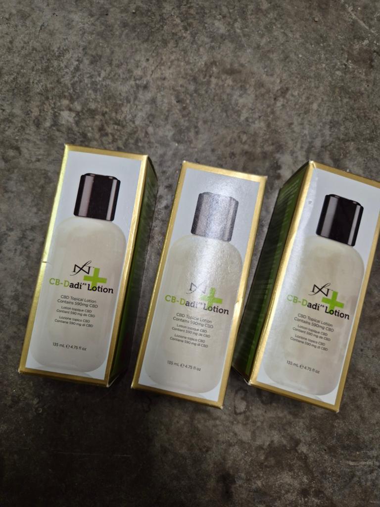 Nieuw 1x cbd dadi lotion 135ml, Overige kleuren, Nieuw, Ophalen of Verzenden, Handen en Nagels