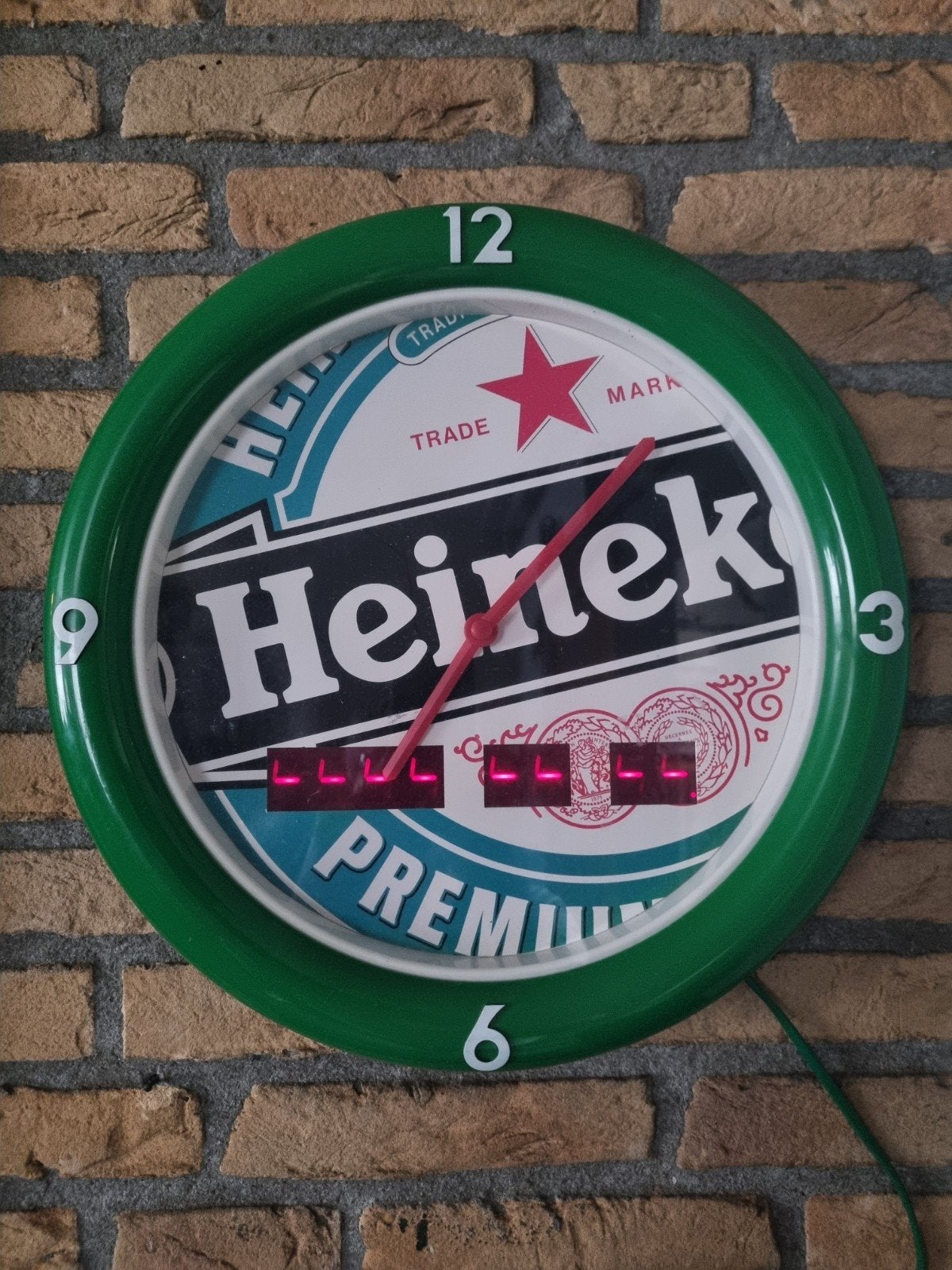 Heineken Wandklok met Analoge en Digitale Weergave, Verzamelen, Biermerken, Ophalen of Verzenden, Zo goed als nieuw, Overige typen