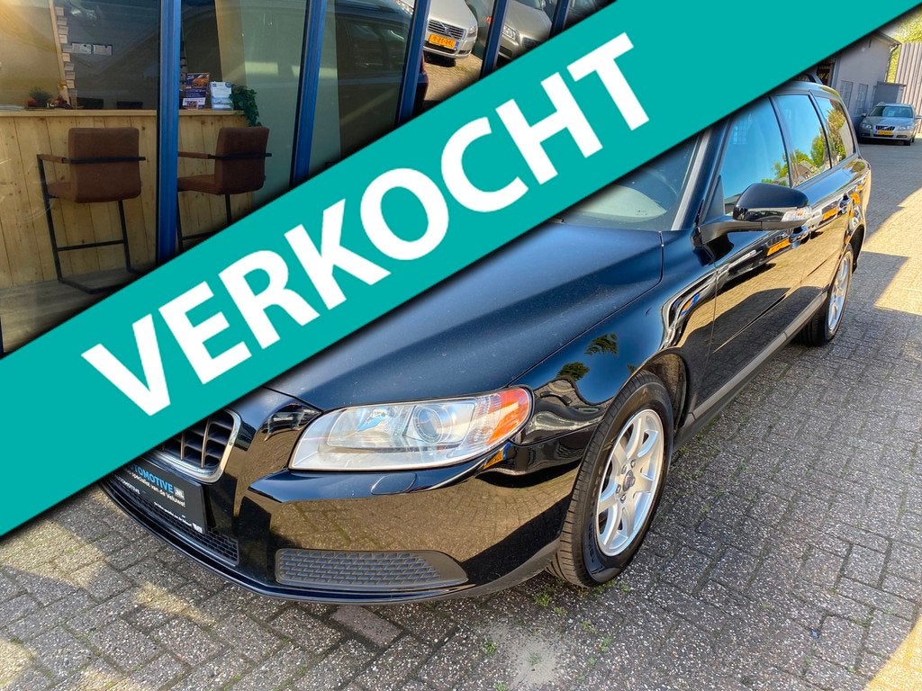 Volvo V70 2.0 Kinetic NAVI & Bluetooth, Voorwielaandrijving, 145 pk, Stof, Gebruikt