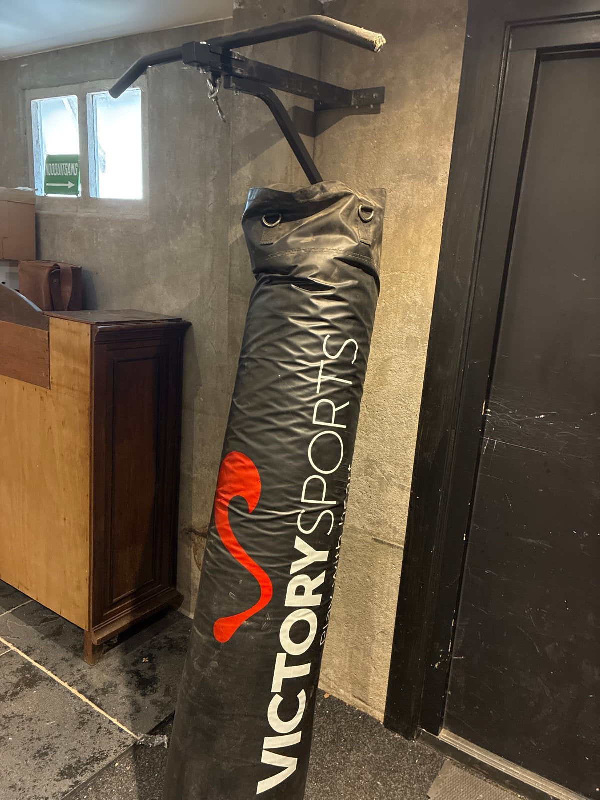 Victory Sports Bokszak met ophangsysteem, Ophalen, Gebruikt, Bokszak
