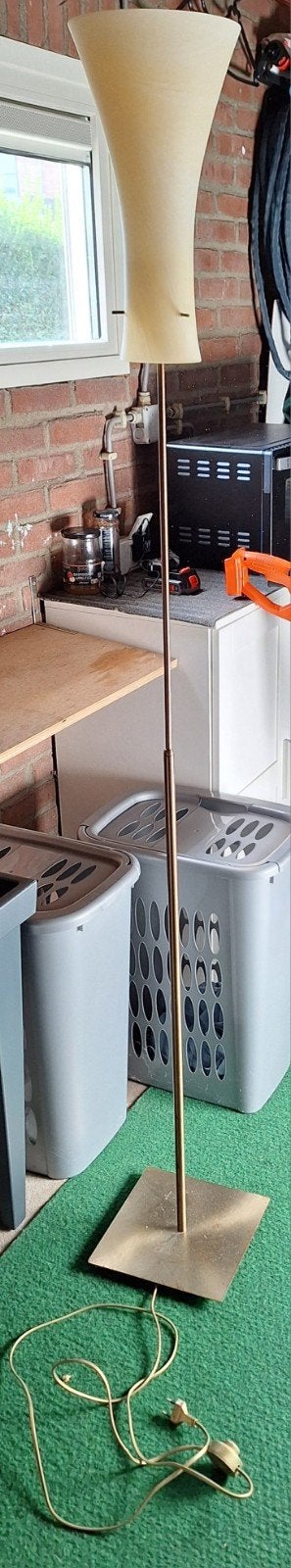 Gratis op te halen moderne staande lamp met glazen kap, Ophalen, Gebruikt, E27 (groot), Glas