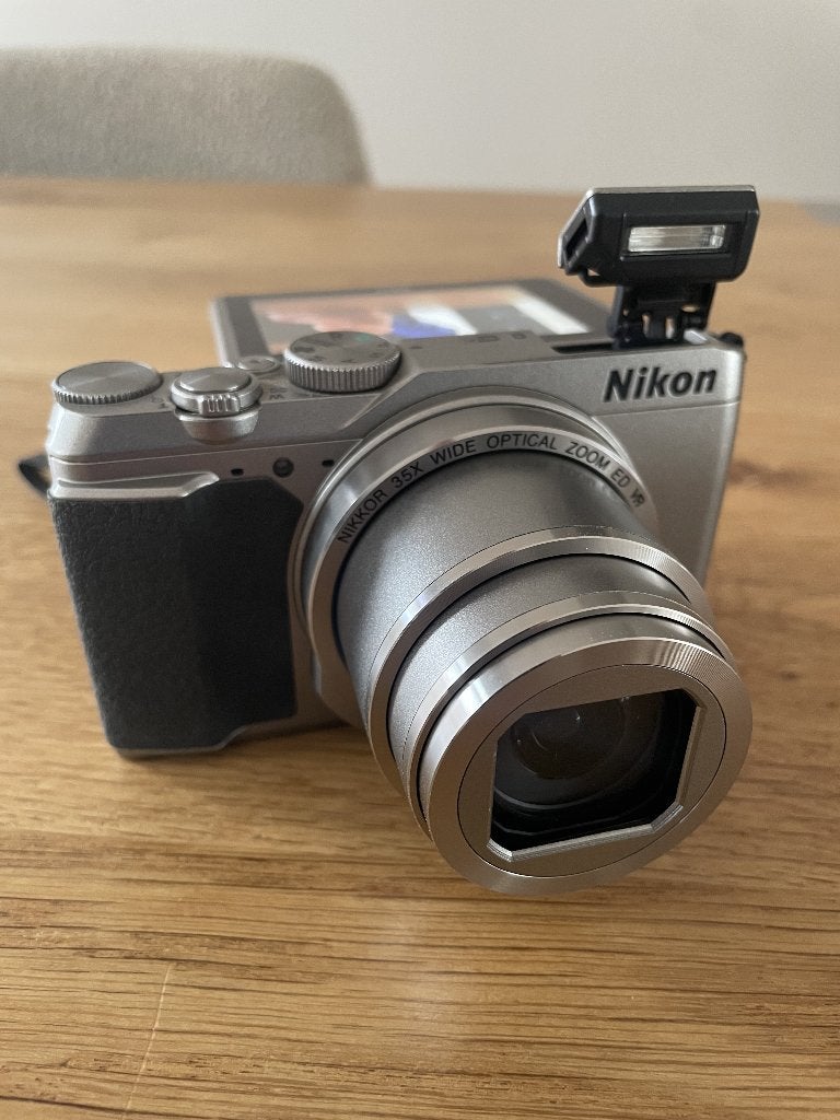 Nikon Coolpix A900, Bluetooth, Geheugenkaart, Ophalen of Verzenden, Zo goed als nieuw