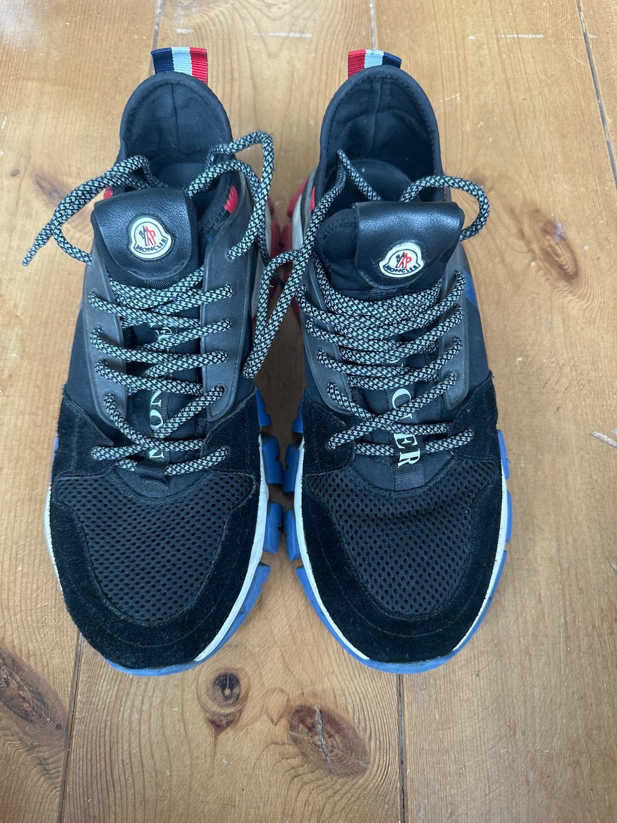 Moncler Trailgrip Sneakers Zwart/Rood/Blauw, Ophalen, Gedragen, Zwart, Sneakers of Gympen