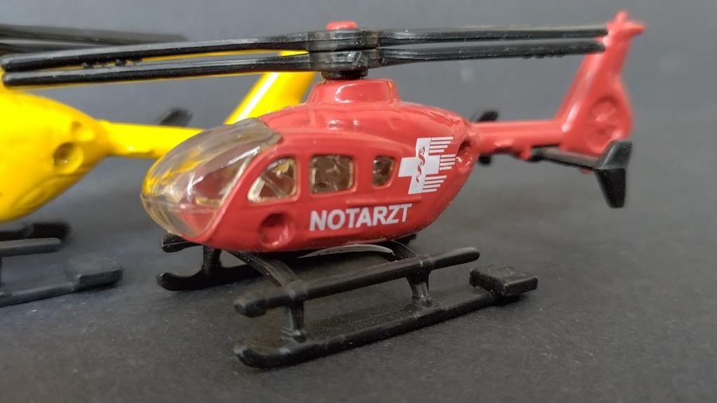 Helicopter Heli trauma oamtc Notarzt Siku Pol, Schlittenbacherstrasse 60 Lüdenscheid Germany, Overige typen, Ophalen of Verzenden