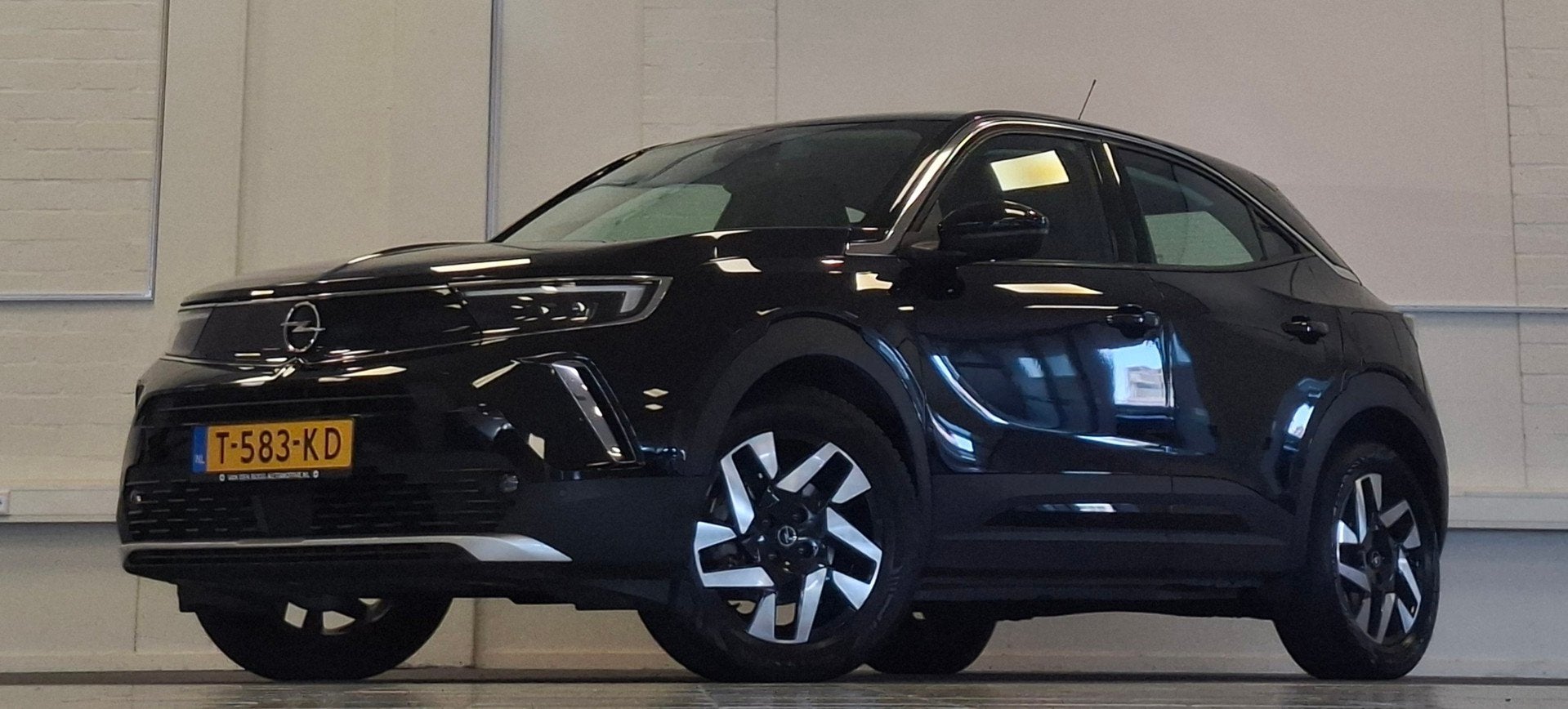 Opel Mokka Electric Level 3 50 kWh Navigatie Driver Assistan, Auto's, Zwart, Mokka-e, Origineel Nederlands, Te koop
