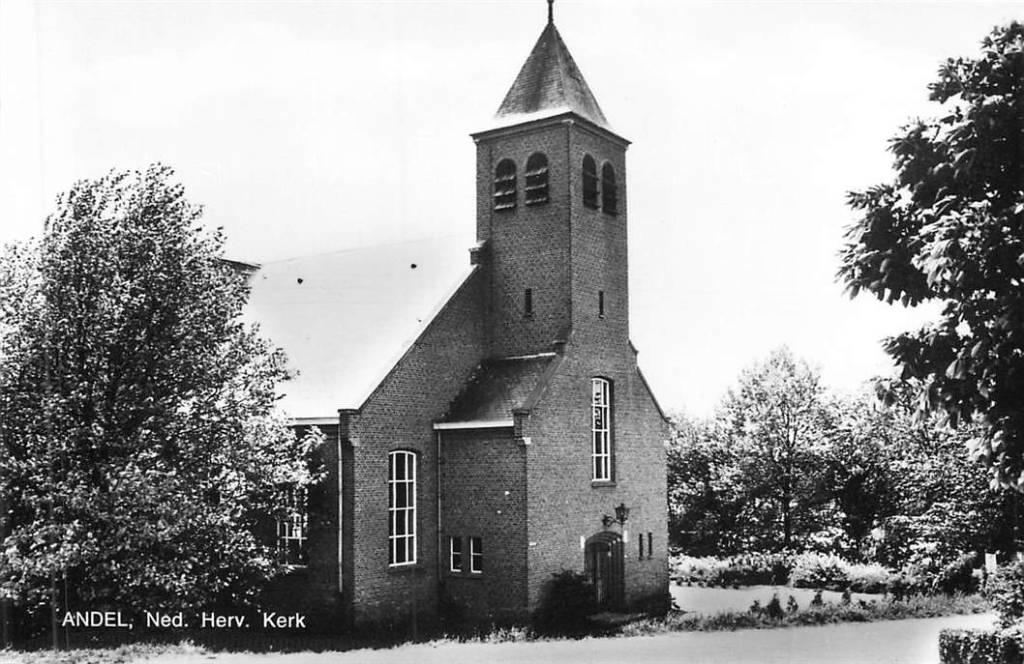 381-260-033 Andel Kerk, Verzamelen, Ansichtkaarten | Nederland, Noord-Brabant, Voor 1920, Verzenden