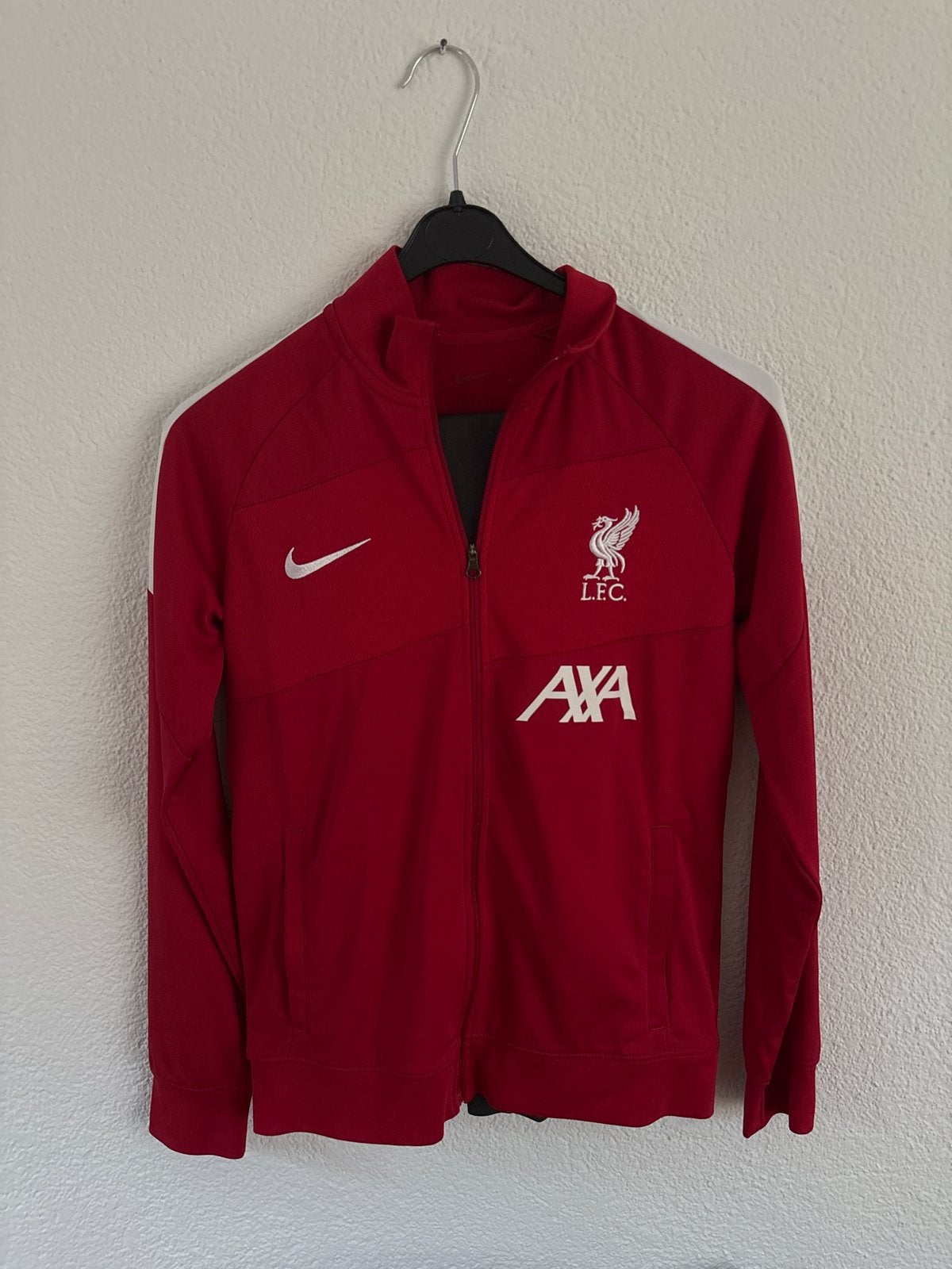 Nike Liverpool Trainingspak Maat 147-158 Zeer Goede Staat, Ophalen of Verzenden, Zo goed als nieuw, Jongen of Meisje, Setje