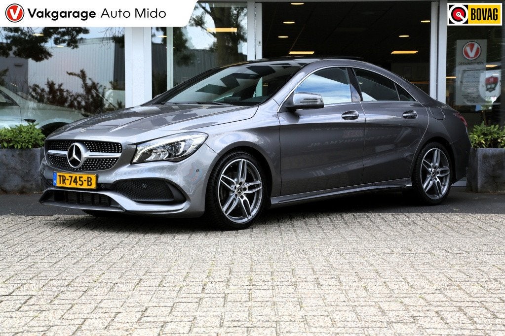 Mercedes-Benz CLA-Klasse 180 Bus. Sol. AMG | Panorama | NL a, Auto's, Gebruikt, 4 cilinders, Lichtsensor, Leder en Stof