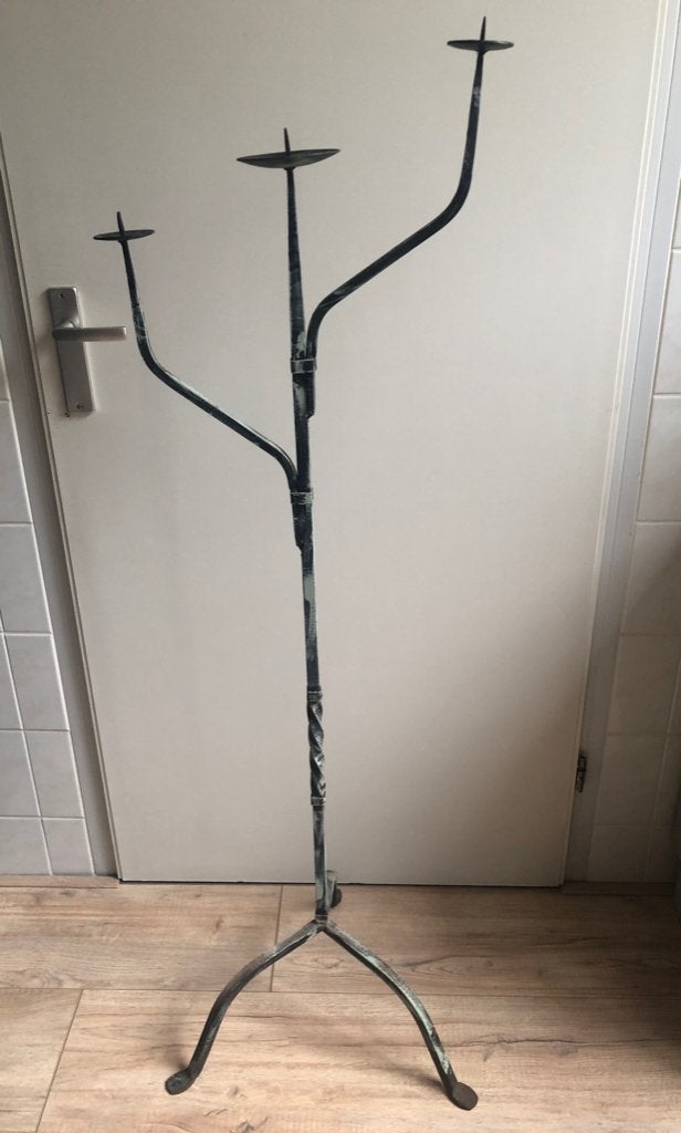 Brocante smeedijzeren vloerkandelaar, Ophalen, Gebruikt