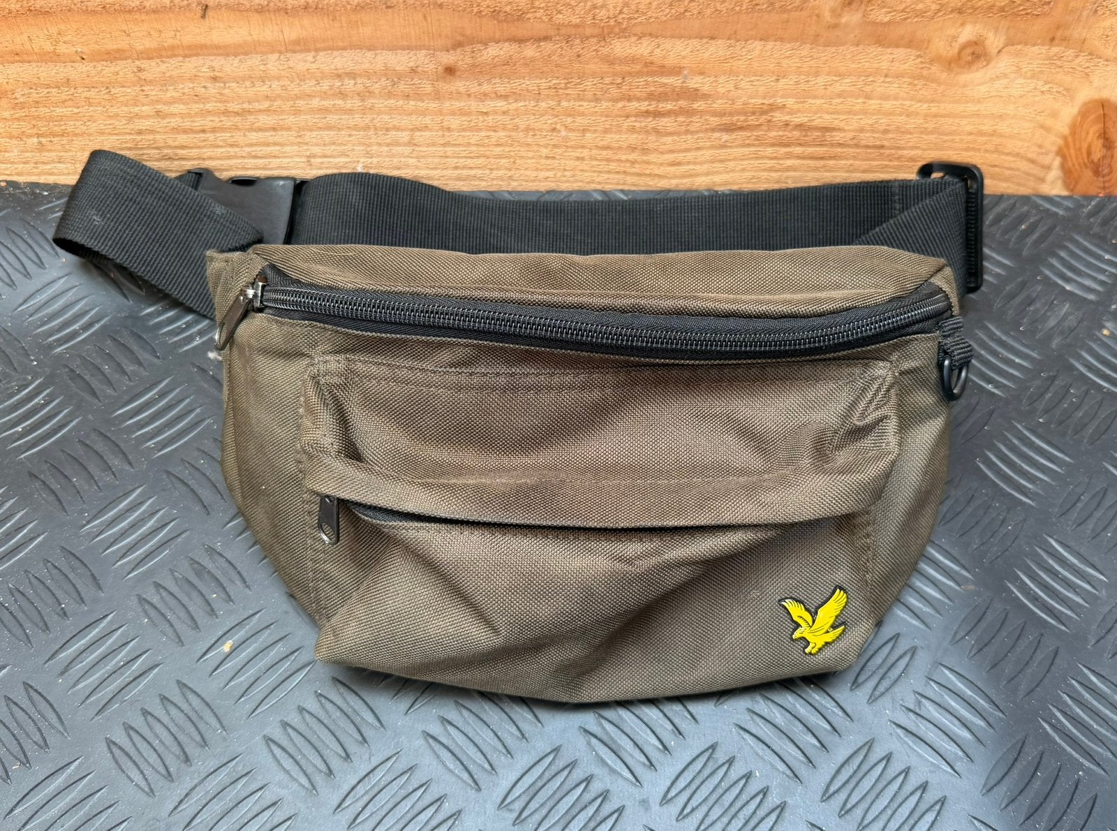 Buideltasje Lyle en Scott, Sieraden, Tassen en Uiterlijk, Ophalen of Verzenden, Zo goed als nieuw