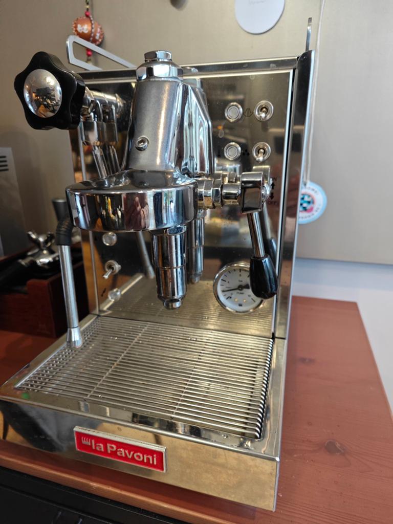 La Pavoni Espresso Machine, Espresso apparaat, Gemalen koffie, Zo goed als nieuw, 1 kopje