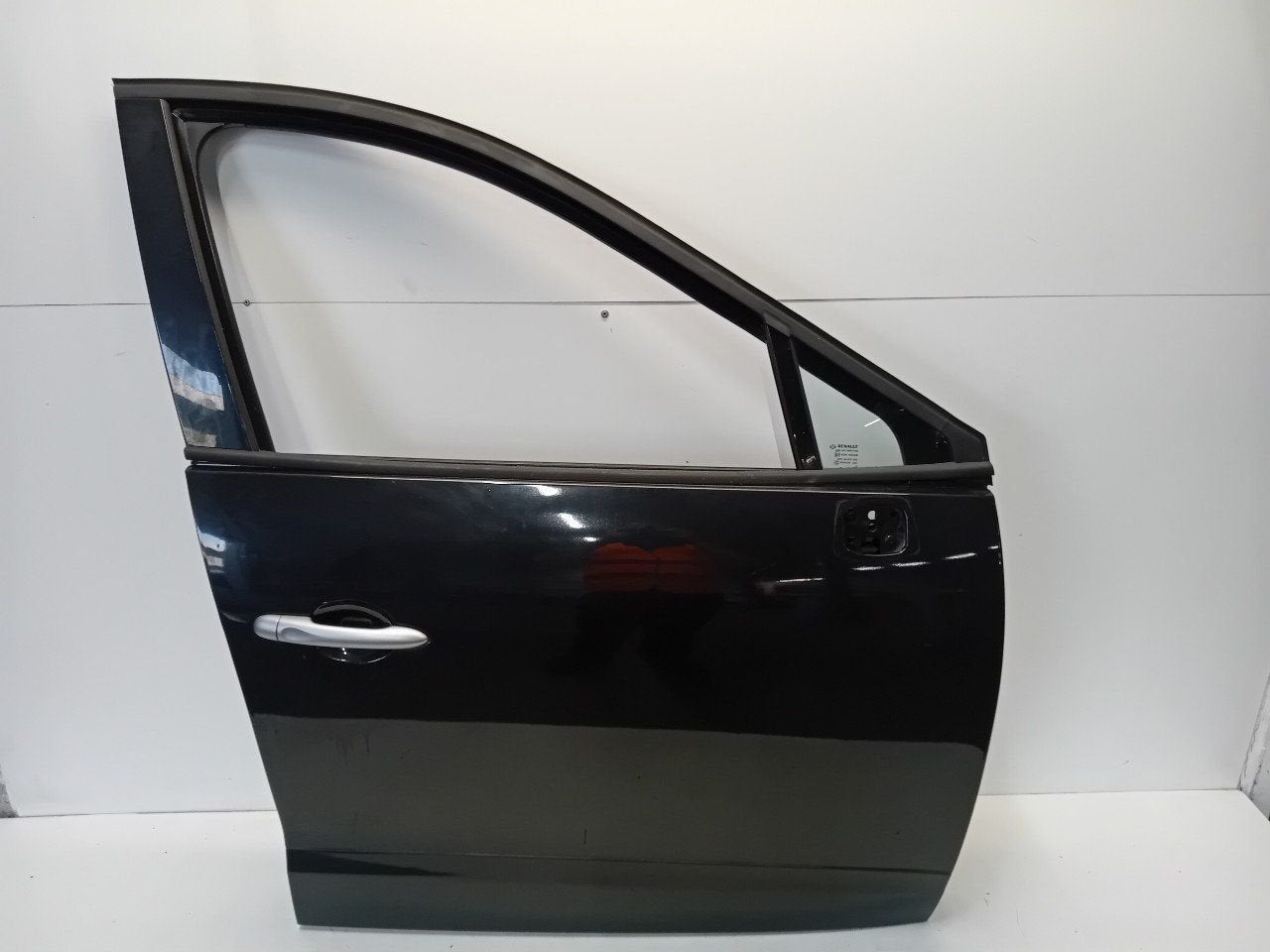 Portier rechts voor Renault Scénic, Onderdelen@venauto.nl, Van der Ven Autorecycling B.V., Gebruikt, Ettenseweg 76, 4706 PB Roosendaal, The Netherlands