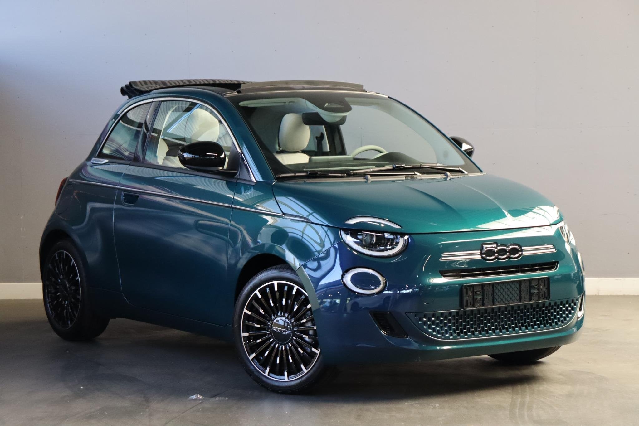 Fiat 500 C 1.0 Hybrid La Prima Cabrio / Voorraad / Snel leve, Auto's, Fiat, 12 maanden, Euro 6, 4 stoelen, Bedrijf