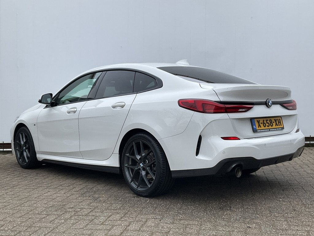 BMW 2 Serie Gran Coupé 218i M Sport Edition Pano.dak HUD St, Auto's, BMW, 136 pk, Gebruikt, Euro 6, 1350 kg