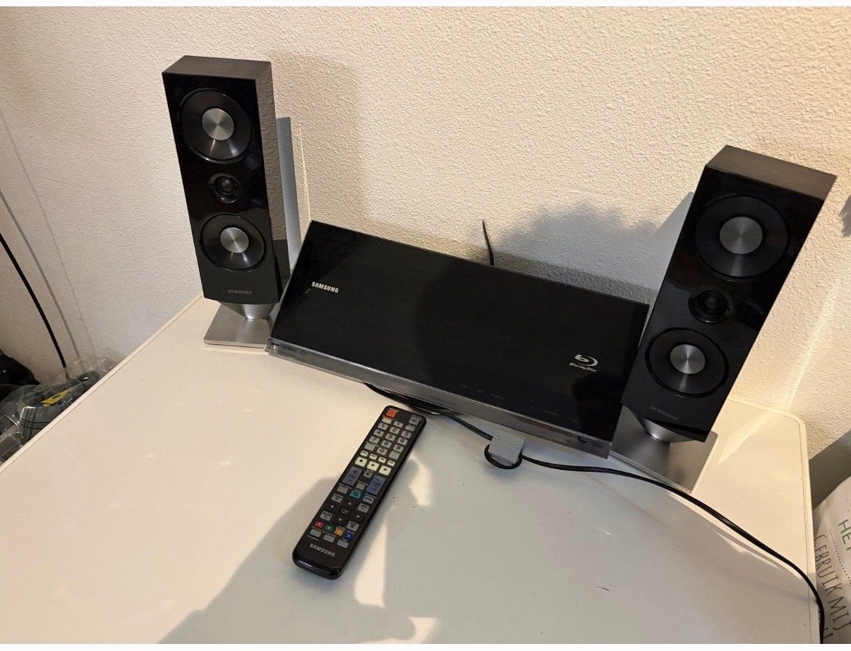 Samsung Blu-ray speler met 2.1 speakersysteem en afstandsbed, Audio, Tv en Foto, Ophalen of Verzenden, Zo goed als nieuw, Samsung