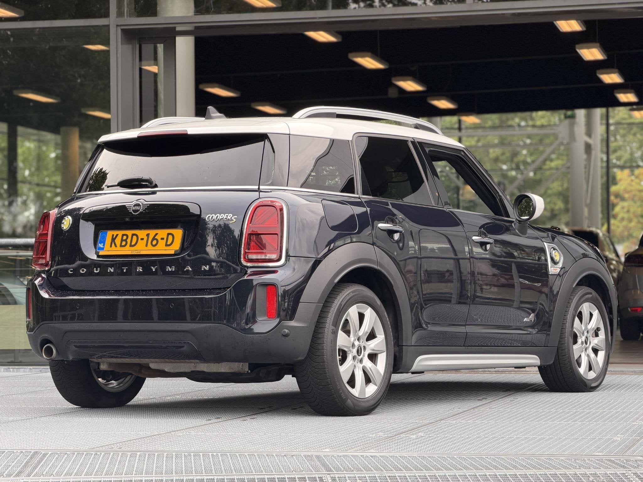MINI Countryman 1.5 Cooper S E ALL4 Chili Automaat 220PK | S, Auto's, Gebruikt, Countryman, Automatische klimaatregeling, Blauw