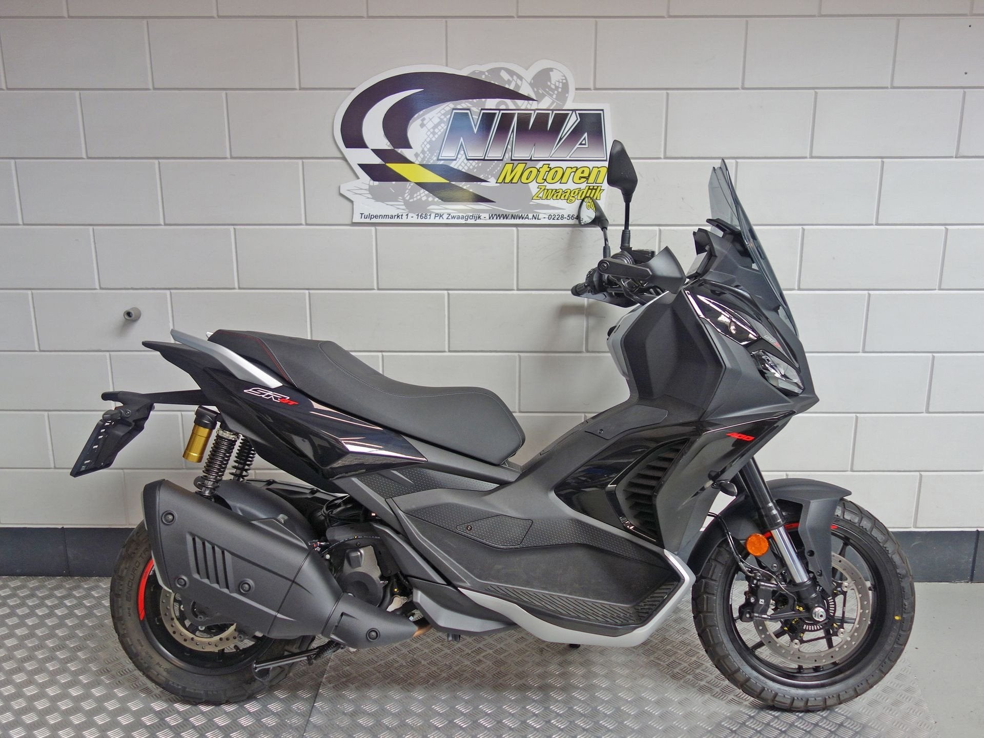Aprilia SR GT 400, Motoren, Overig, ABS, 12 t/m 35 kW, Gebruikt