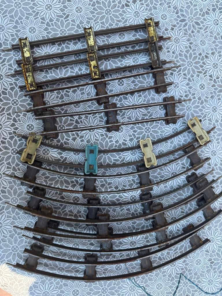 Diverse modelbouw materialen: motoren, rails, verlichting, Ophalen of Verzenden, Gebruikt, 1:32 tot 1:50