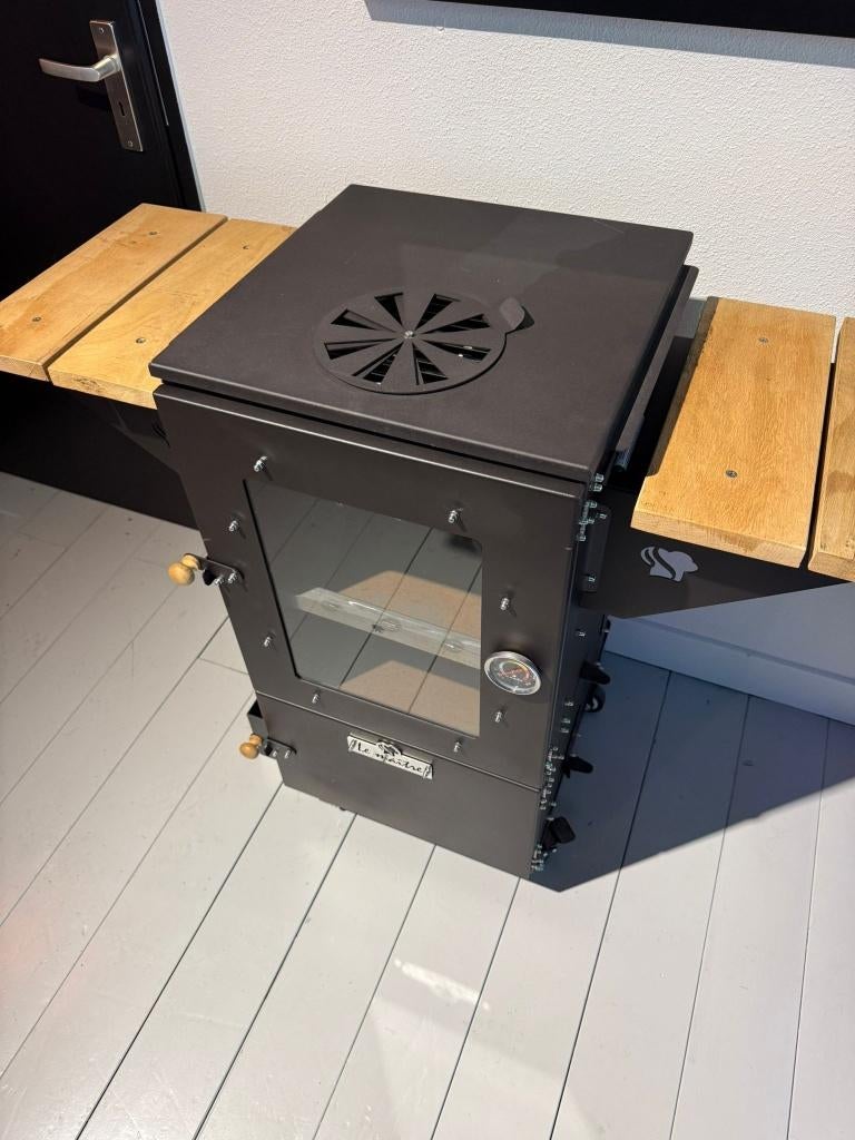 Le Maitre multioven/ buitenhaard/ rookoven/ barbecue - NIEUW, Ophalen, Zo goed als nieuw